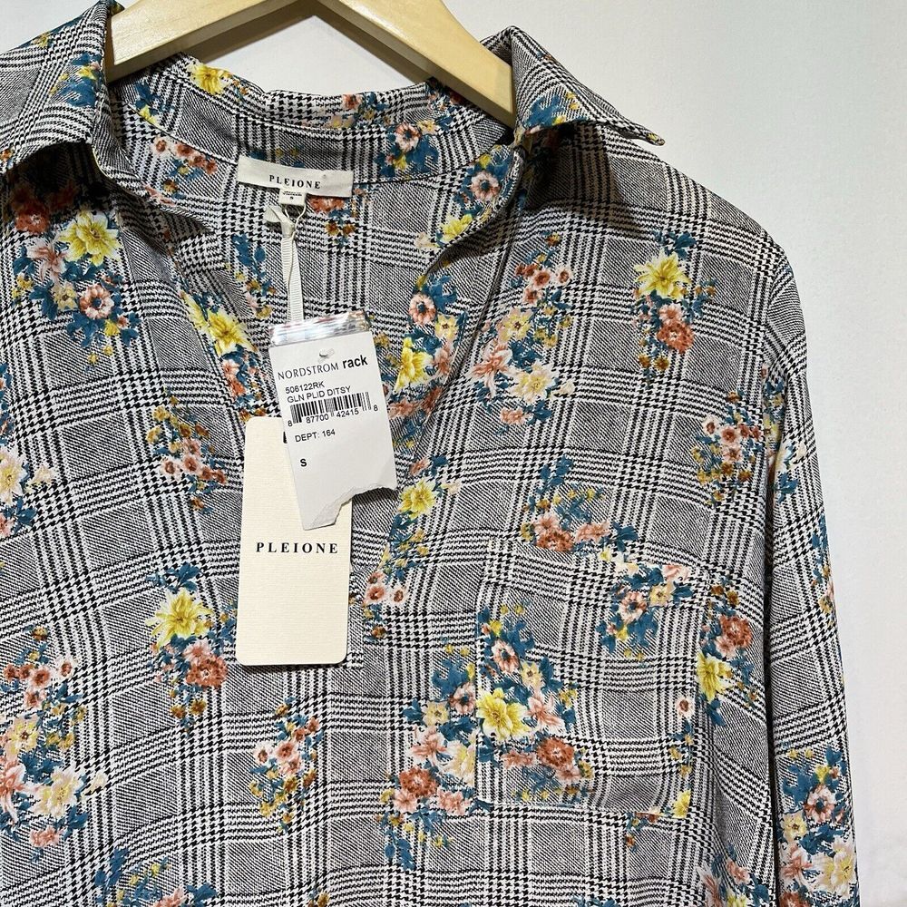 Pleione Black & White Plaid Floral Button-Up Blouse with Yellow and Blue Accents